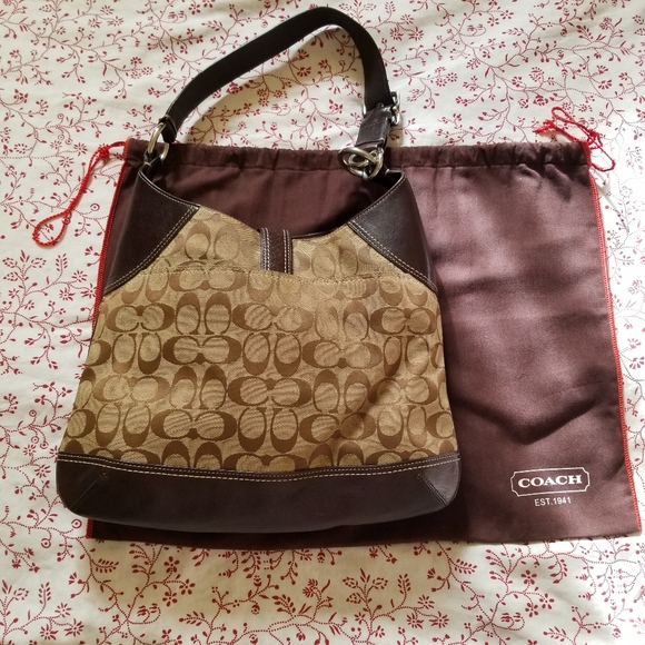 Coach shoulder bag - Picture 3 of 8